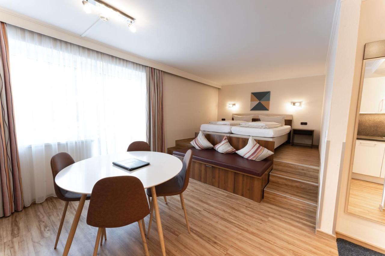 Aparthotel Dorfplatzl Garni Тукс Екстер'єр фото