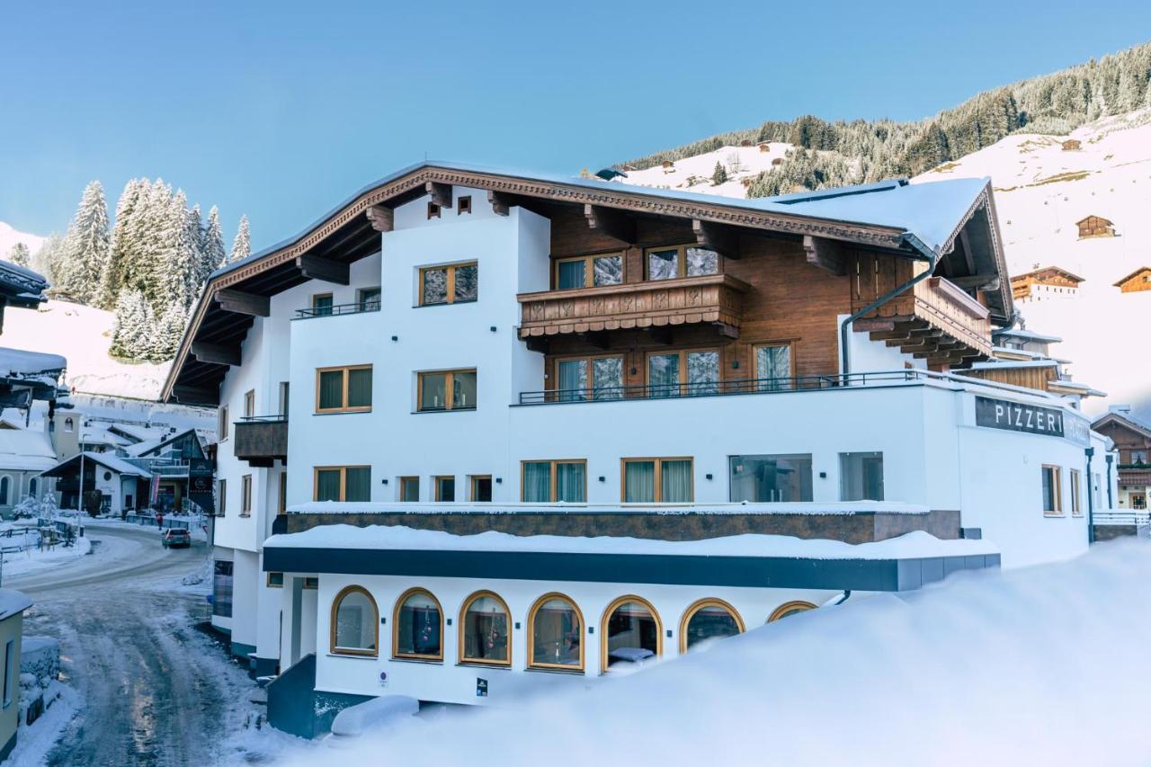 Aparthotel Dorfplatzl Garni Тукс Екстер'єр фото