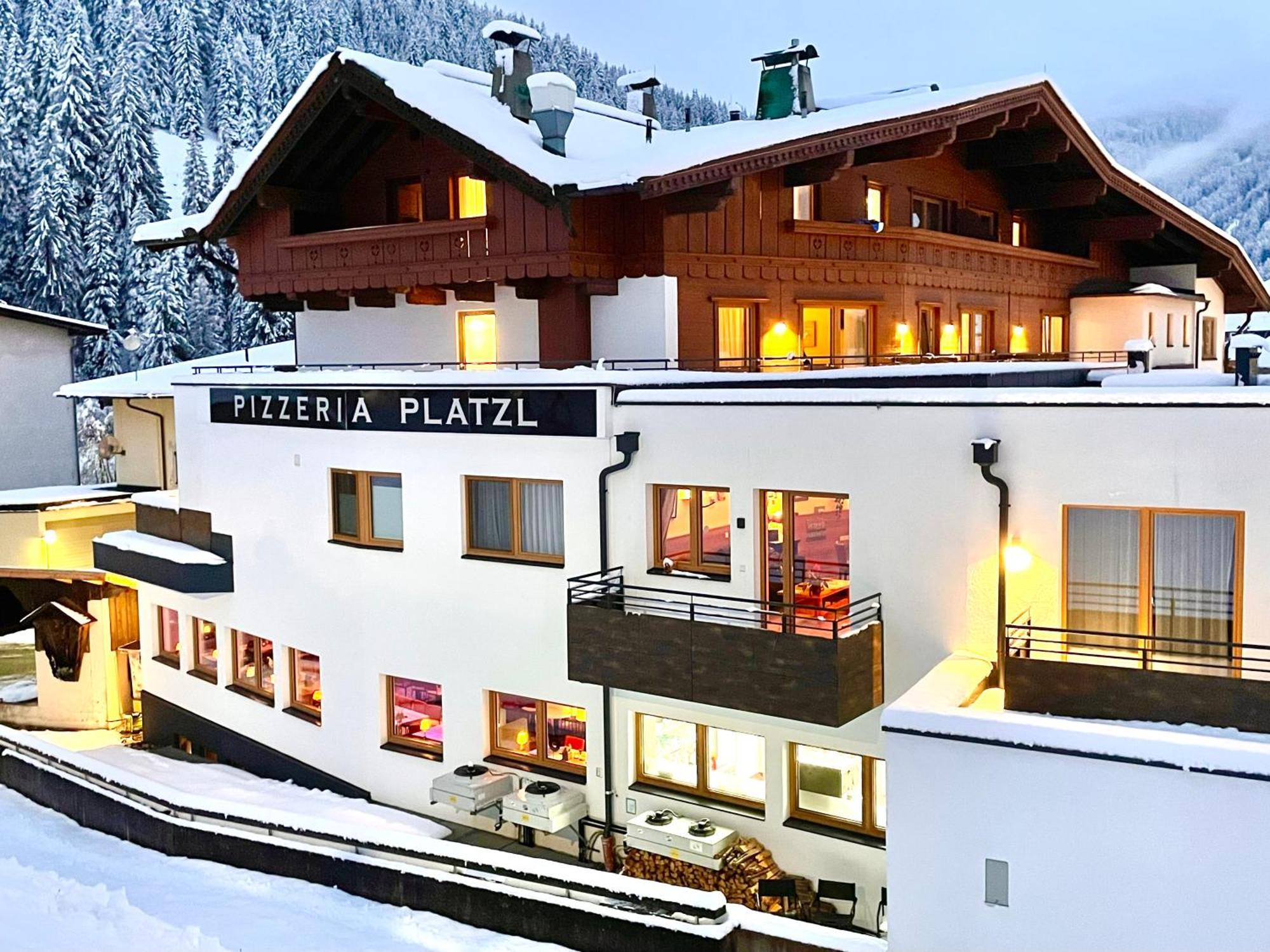 Aparthotel Dorfplatzl Garni Тукс Екстер'єр фото