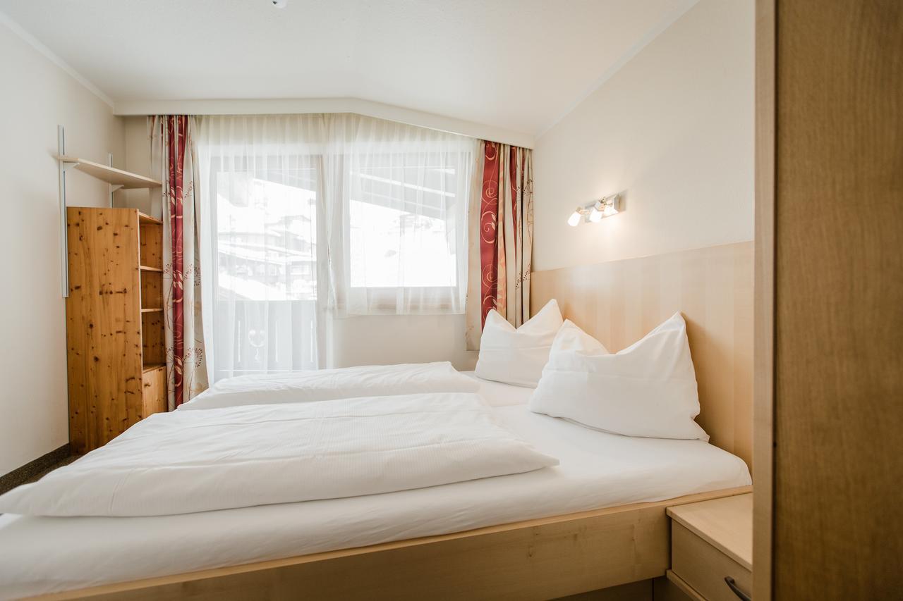 Aparthotel Dorfplatzl Garni Тукс Екстер'єр фото